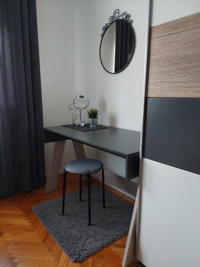 드레즈니크그라드 Apartman Hana 아파트 외부 사진